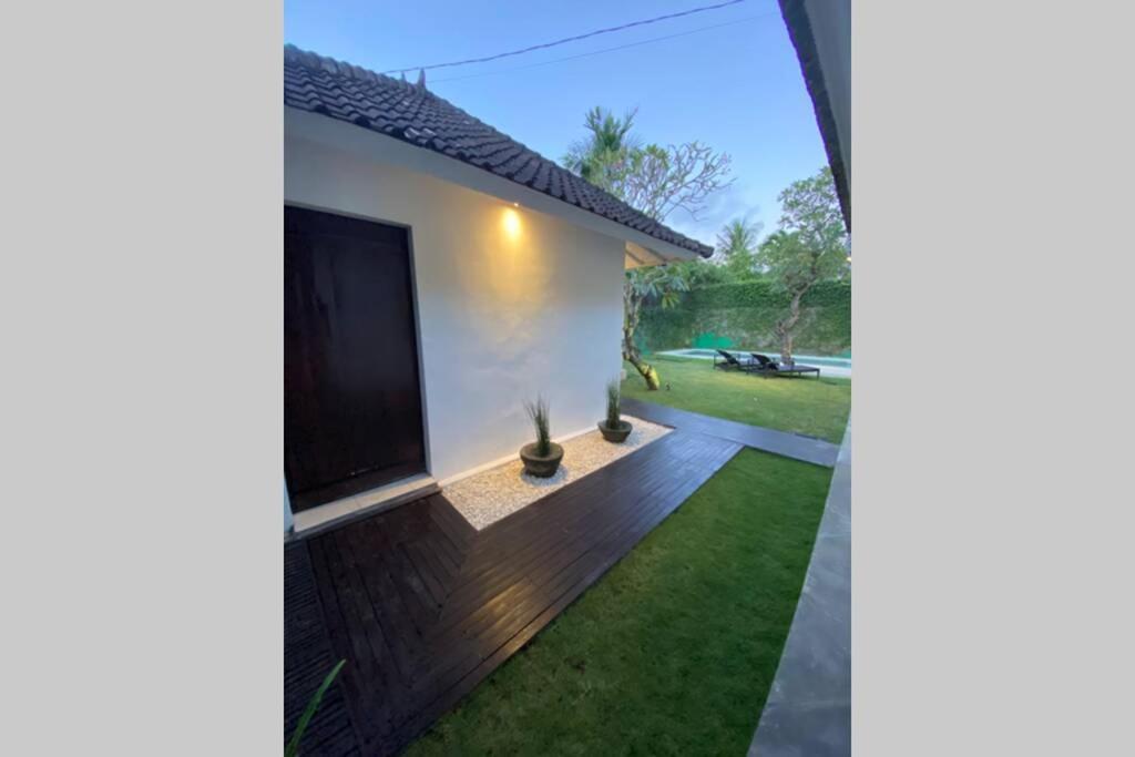 Villa Lola Seminyak Eksteriør bilde